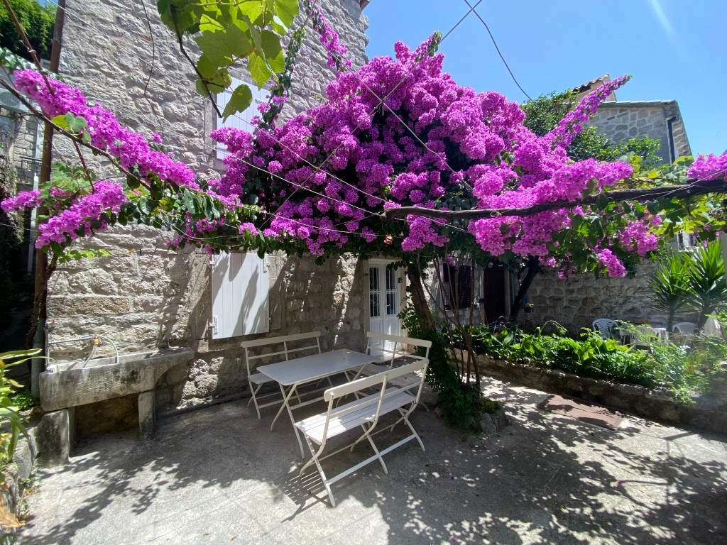 Restored Stone House with Garden and Sea View, Perast